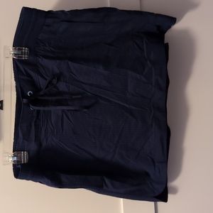 EUC Vineyard Vines Performance Searsucker Harbor Deep Bay Blue Skirt